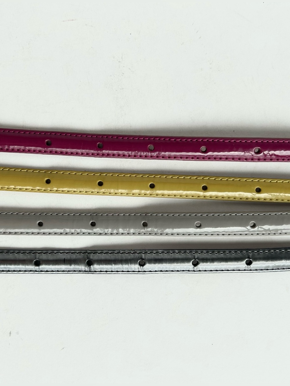 4 X Uniqlo lacquered leather skinny belt - Picture 6 of 10